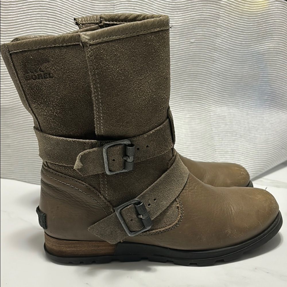 Sorel Brown Leather Buckle Boots